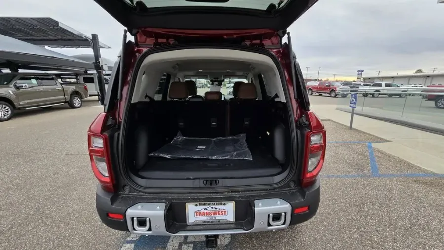 2025 Ford Bronco Sport | Photo 8 of 32