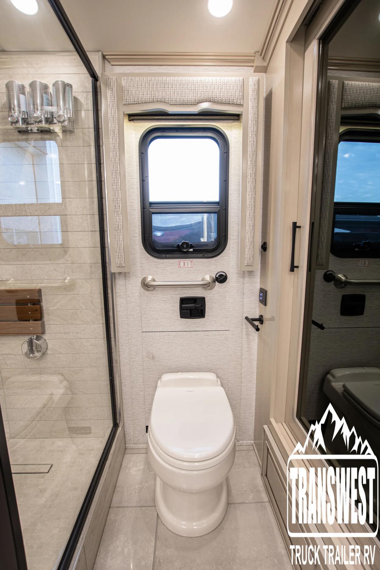 2024 Newmar London Aire 4551 | Photo 29 of 46