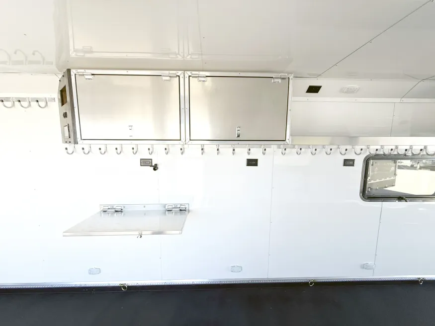 2026 Logan Coach Horse Power | Photo 13 of 24