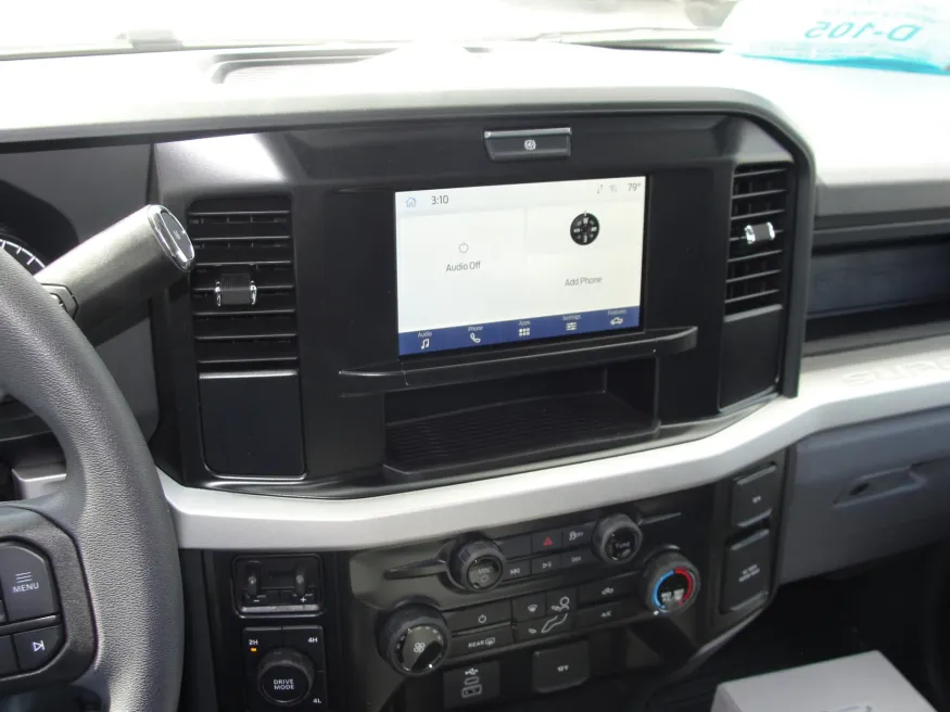 2026 Ford Super Duty F-550 | Photo 19 of 22