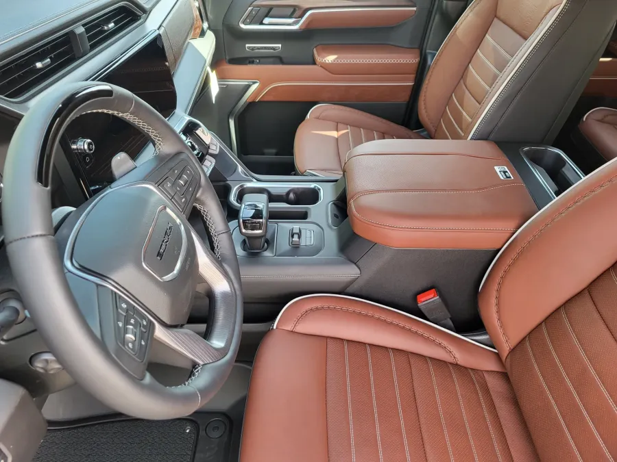 2026 GMC Sierra 1500 Denali Ultimate | Photo 11 of 26