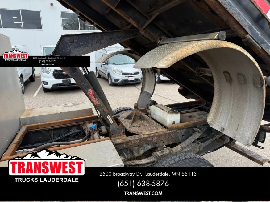 2016 Ford Super Duty F-550 XL | Photo 19 of 20