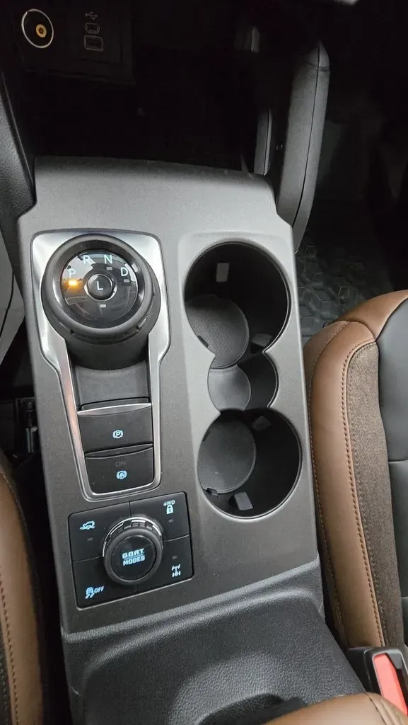 2025 Ford Bronco Sport | Photo 23 of 32