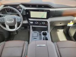 2026 GMC Sierra 2500HD Denali | Thumbnail Photo 21 of 25