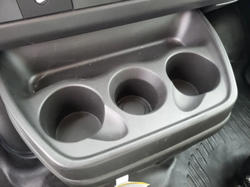 2025 GMC Savana Commercial Cutaway | Photo 19 of 20