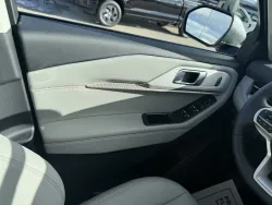 2026 Ford Explorer | Thumbnail Photo 13 of 28