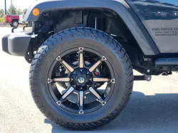 2016 Jeep Wrangler Unlimited | Thumbnail Photo 8 of 23