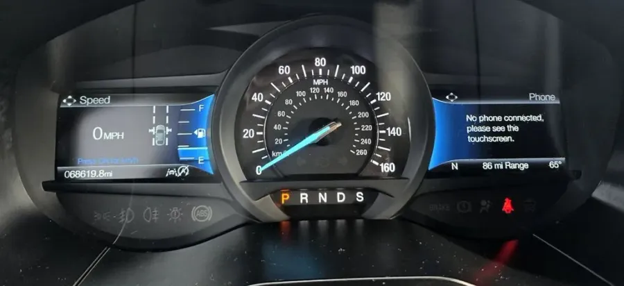 2023 Ford Edge | Photo 19 of 31