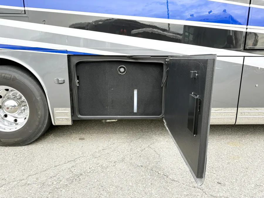 2023 Entegra Coach Cornerstone 45R | Photo 29 of 33