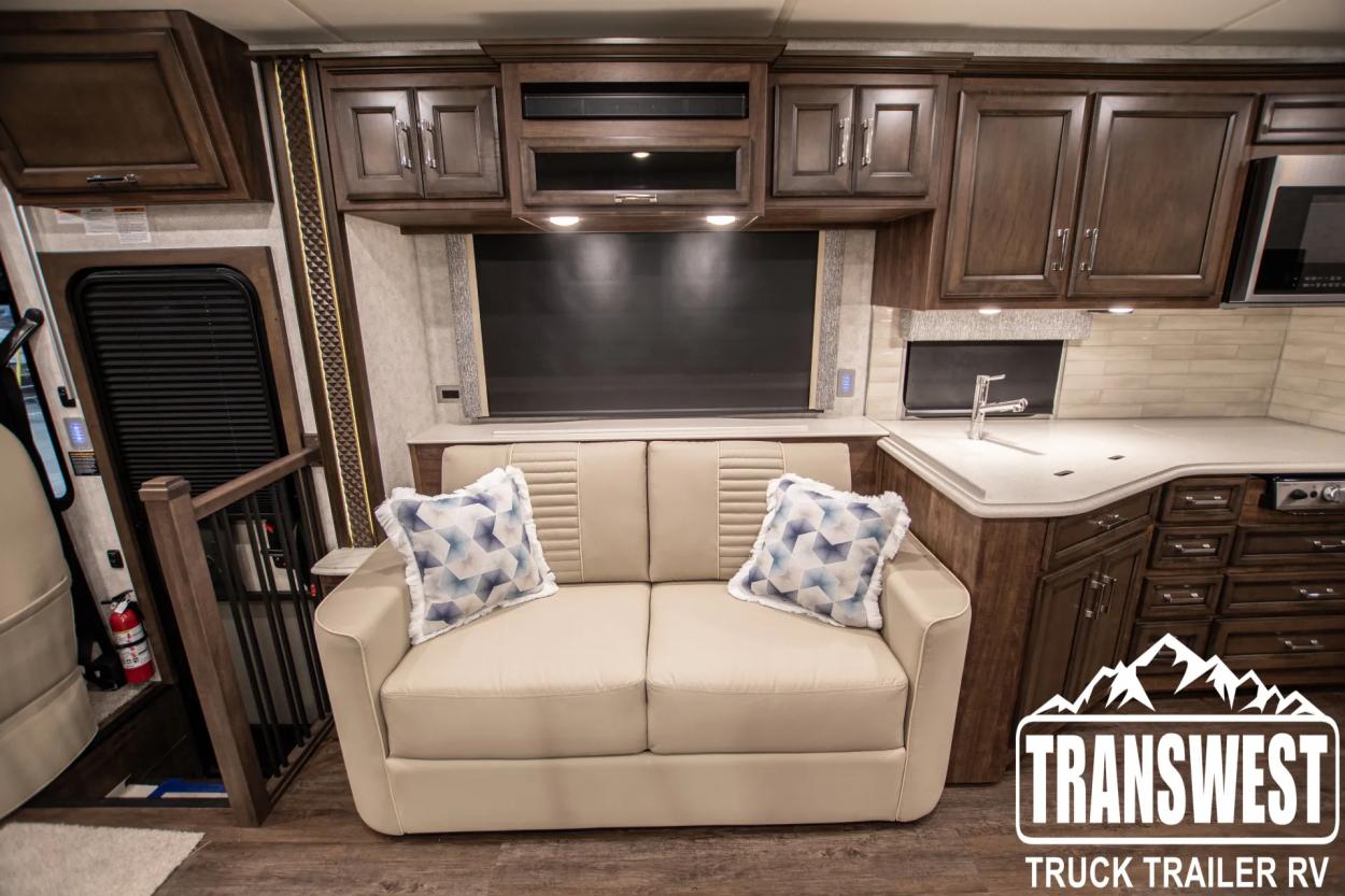 2024 Newmar Bay Star 3626 | Photo 10 of 45