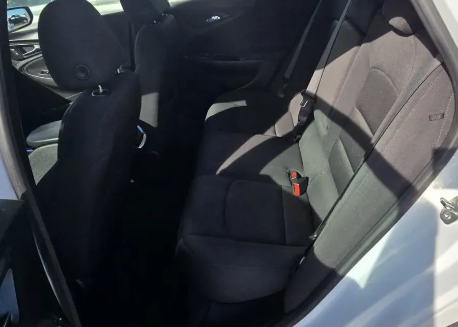 2024 Chevrolet Malibu | Photo 25 of 27