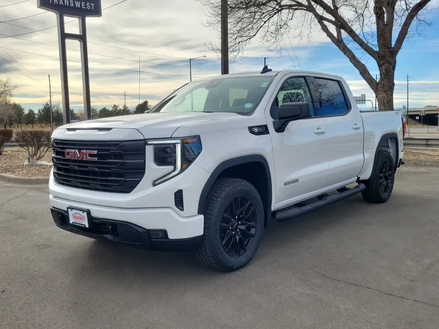 2026 GMC Sierra 1500 Elevation | Photo 3 of 23