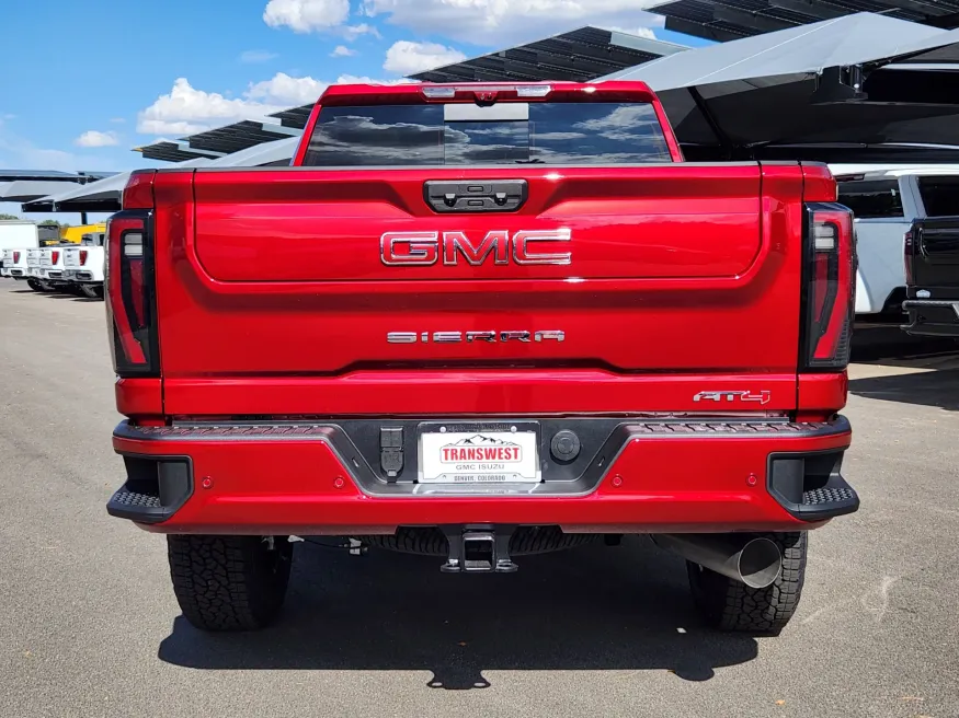 2026 GMC Sierra 2500HD AT4 | Photo 12 of 31