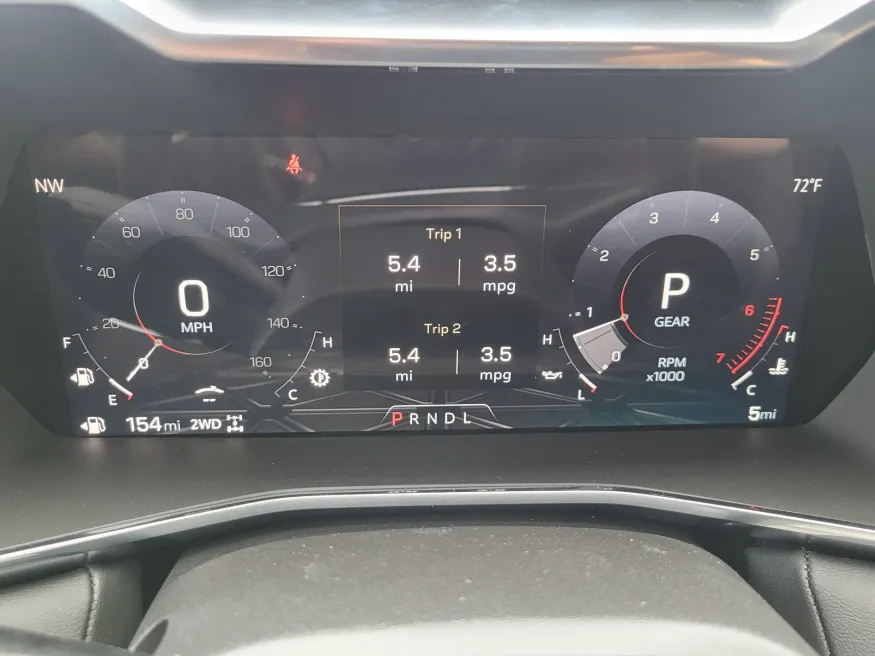 2026 GMC Canyon 4WD Elevation | Photo 13 of 26