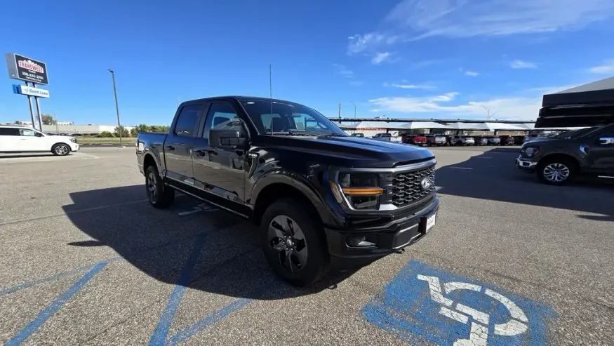 2025 Ford F-150 | Photo 3 of 22