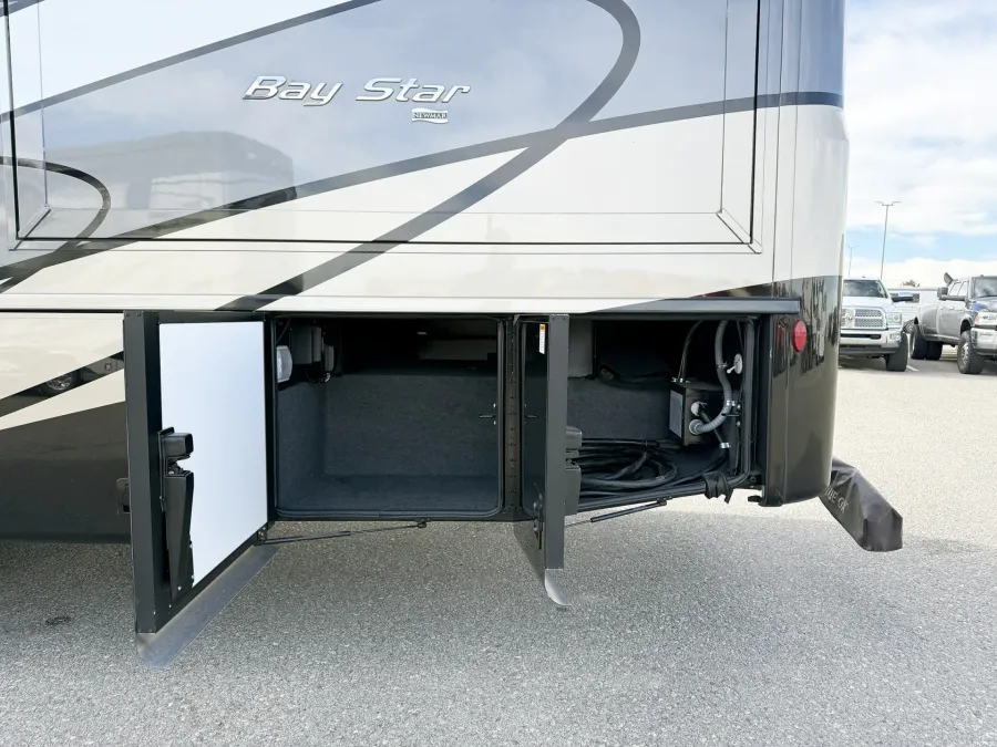 2024 Newmar Bay Star 3626 | Photo 29 of 31