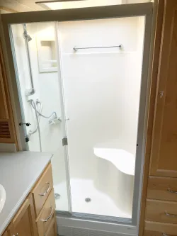 2021 Tiffin Allegro Red 340 38 LL | Thumbnail Photo 12 of 17