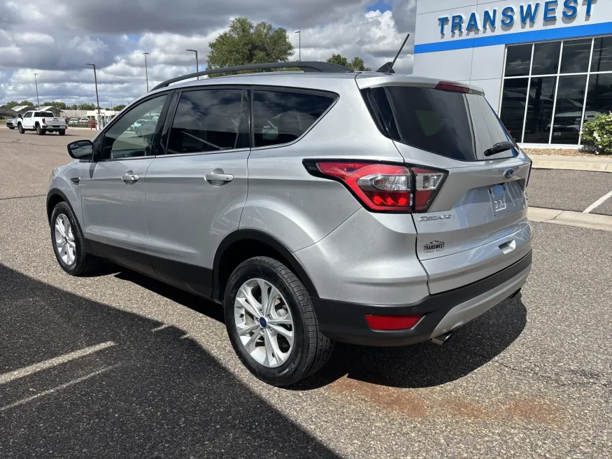 2018 Ford Escape SEL | Photo 2 of 18