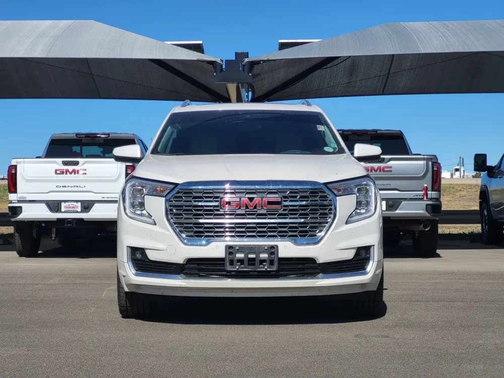 2023 GMC Terrain Denali
