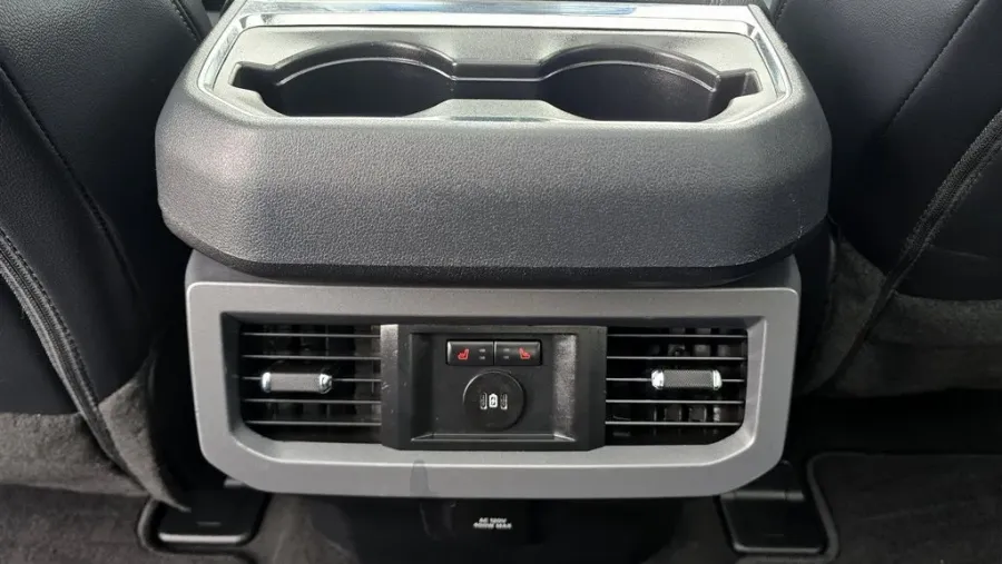 2025 Ford F-250 | Photo 30 of 31