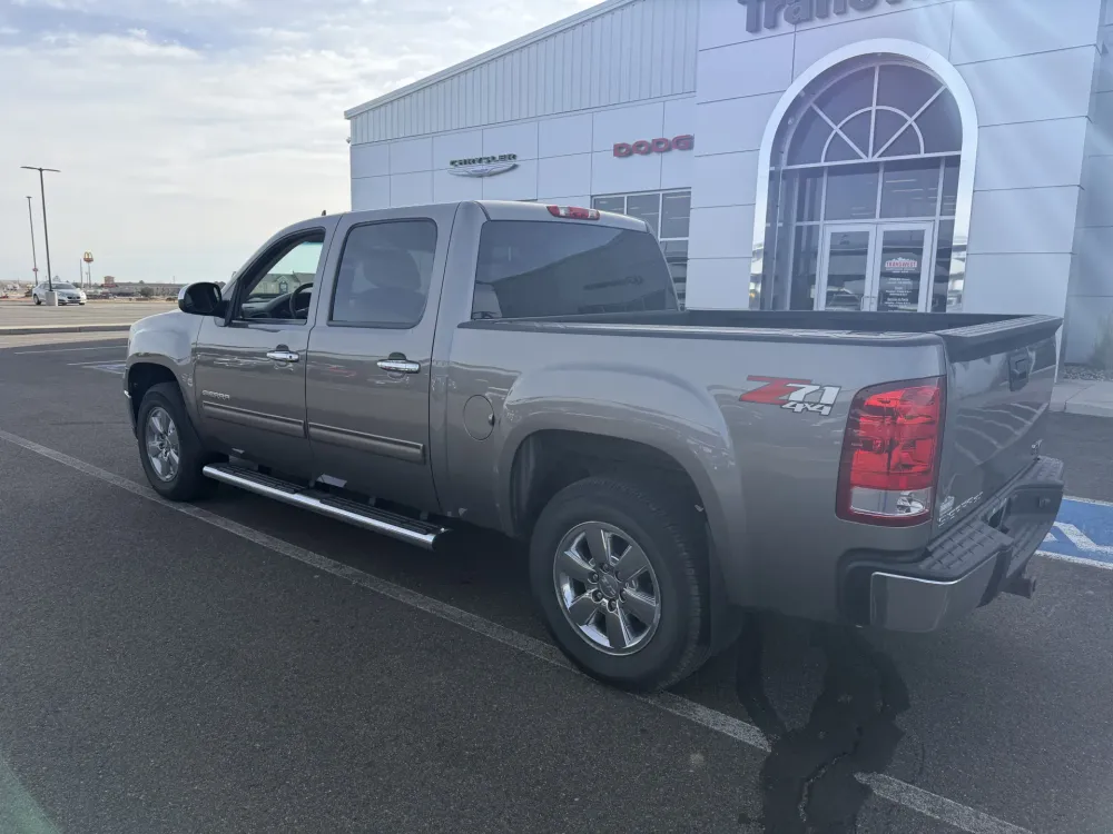 2013 GMC Sierra 1500 SLT's photo