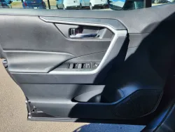 2025 Toyota RAV4 Hybrid XLE | Thumbnail Photo 5 of 30