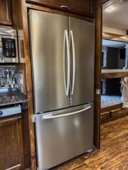 2018 Renegade Verona 40VBH | Thumbnail Photo 17 of 26