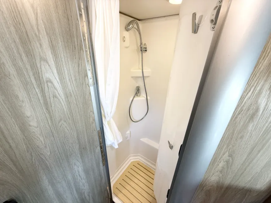 2026 Winnebago EKKO 22A | Photo 12 of 24