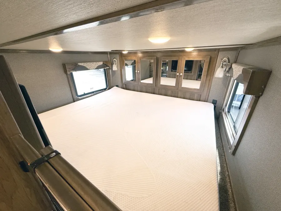 2021 SMC Stock LQ | Photo 5 of 23