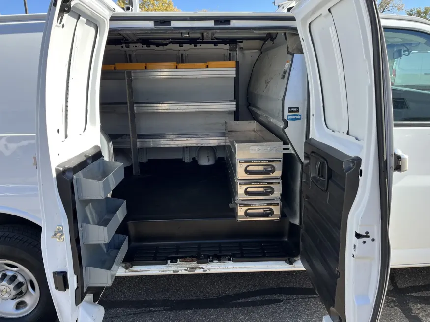 2021 Chevrolet Express 3500 | Photo 14 of 22