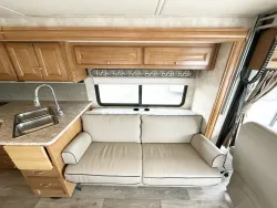 2018 Winnebago Vista 29 VE | Thumbnail Photo 8 of 24