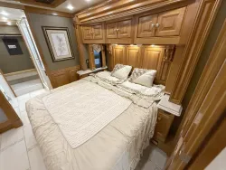 2013 Tiffin Zephyr | Thumbnail Photo 14 of 32