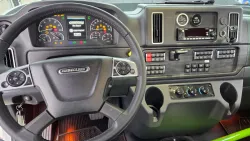 2026 Freightliner 114SD | Thumbnail Photo 30 of 44