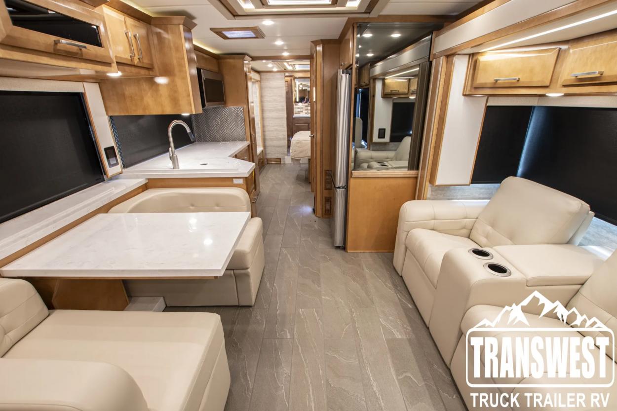 2023 Newmar New Aire 3547 | Photo 2 of 42