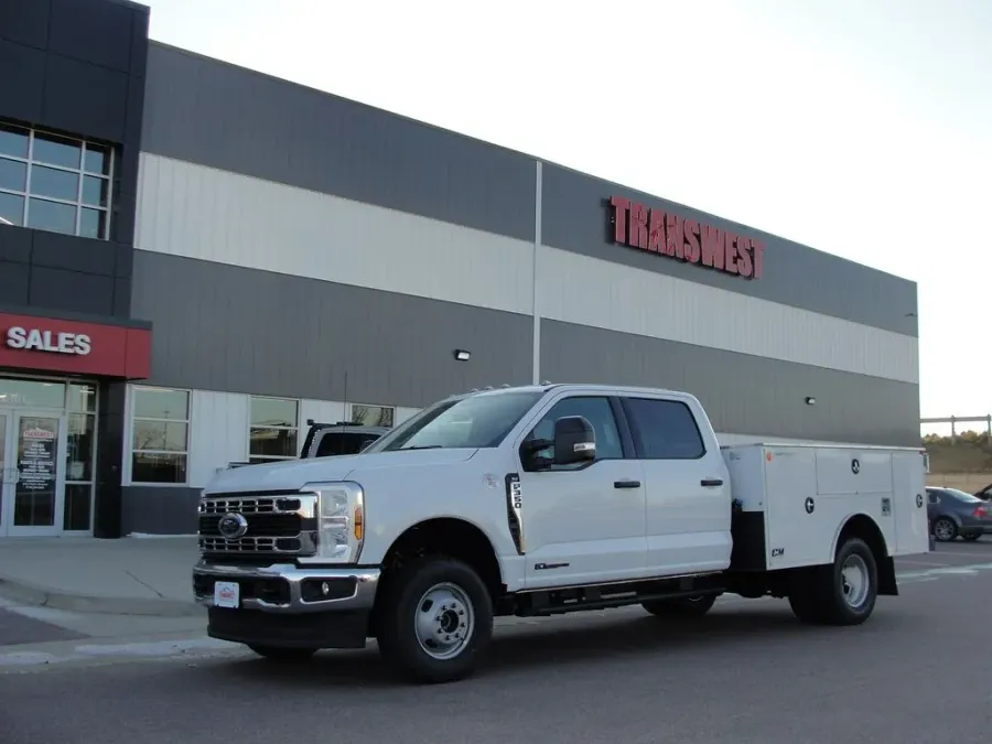 2026 Ford Super Duty F-350 XLT | Photo 23 of 23