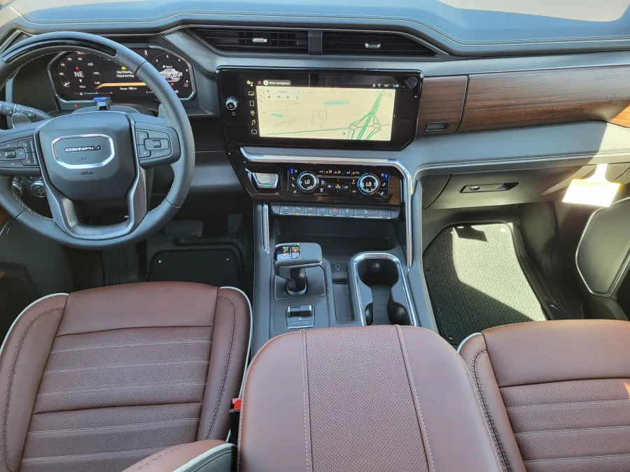2026 GMC Sierra 1500 Denali Ultimate | Photo 22 of 26