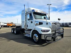 2025 Western Star 47X | Thumbnail Photo 3 of 19