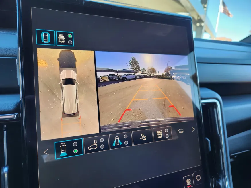 2026 GMC Yukon XL Denali | Photo 28 of 30