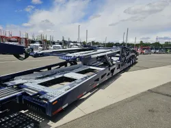 2024 Peterbilt 389 | Thumbnail Photo 11 of 32