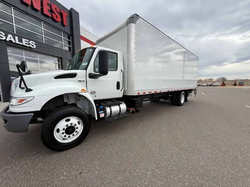 2022 International MV607 | Photo 1 of 10
