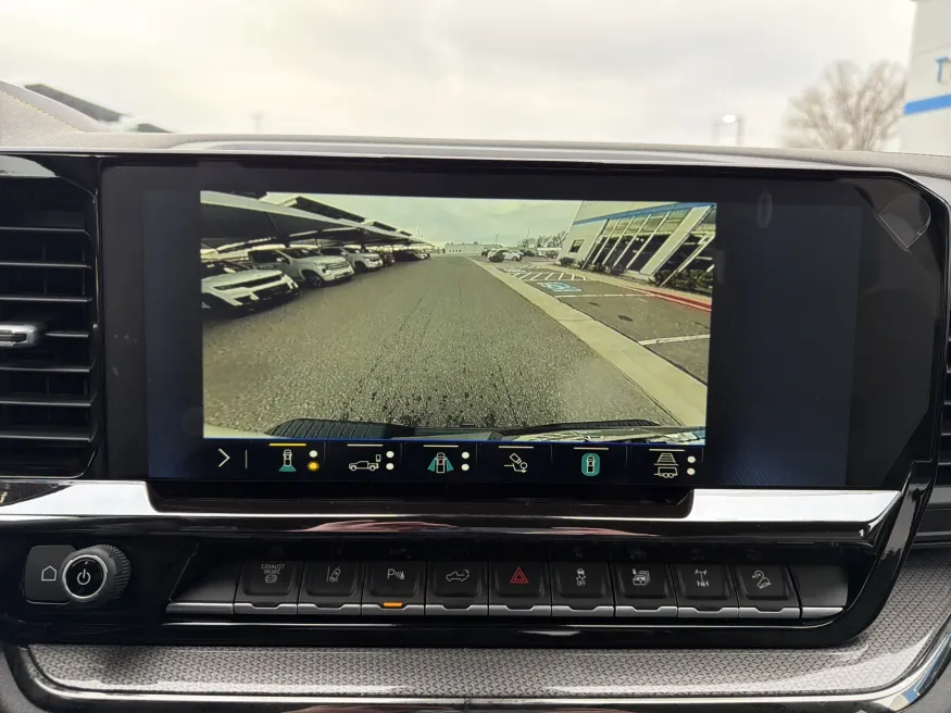 2026 Chevrolet Silverado 2500HD ZR2 | Photo 15 of 20