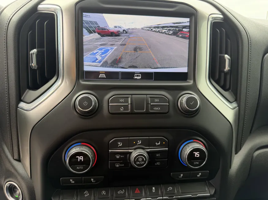 2021 Chevrolet Silverado 1500 LT | Photo 12 of 14