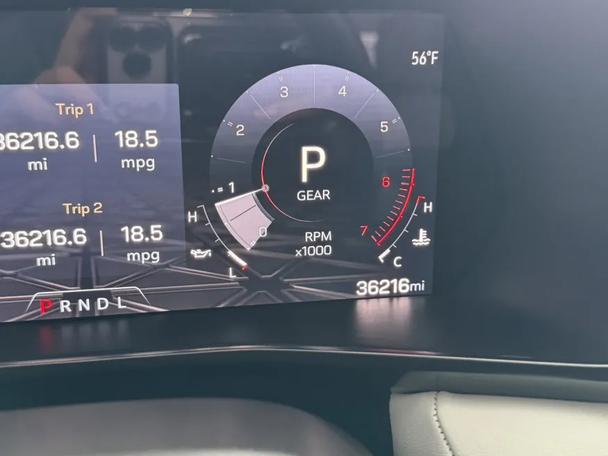 2023 GMC Canyon 4WD AT4X | Photo 17 of 19