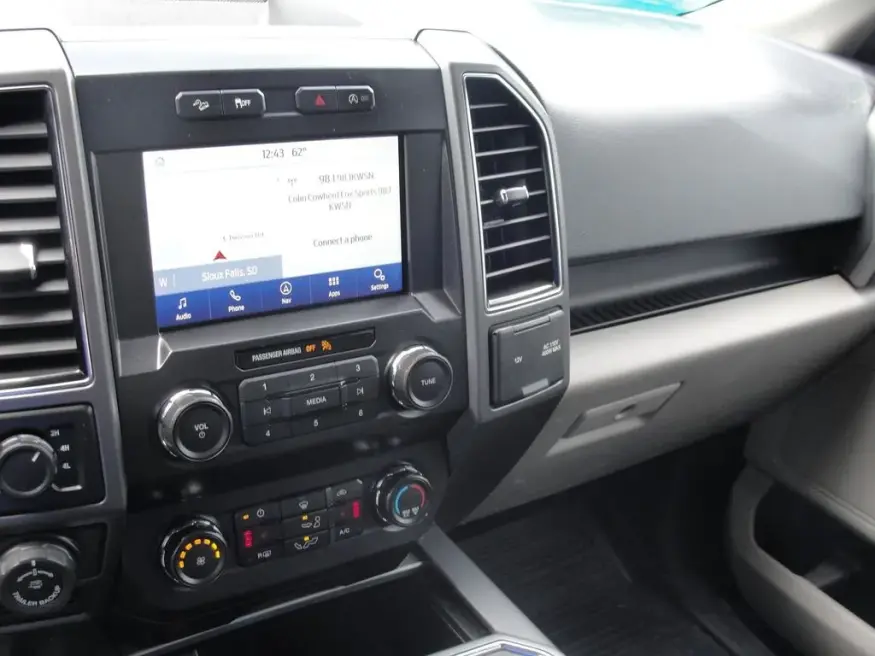 2019 Ford F-150 XLT | Photo 11 of 13