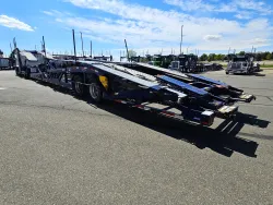 2023 Peterbilt 389 | Thumbnail Photo 12 of 34