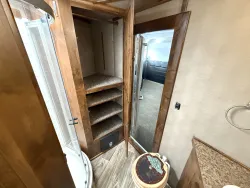 2023 Logan Coach Select 814 4HLQ | Thumbnail Photo 12 of 27