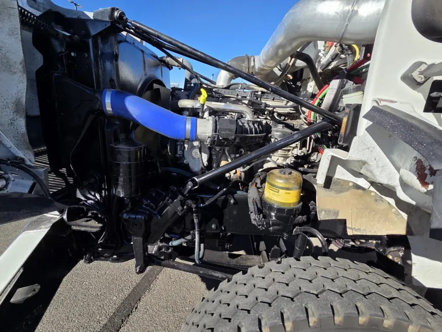 2021 Western Star 4900SA | Photo 9 of 19