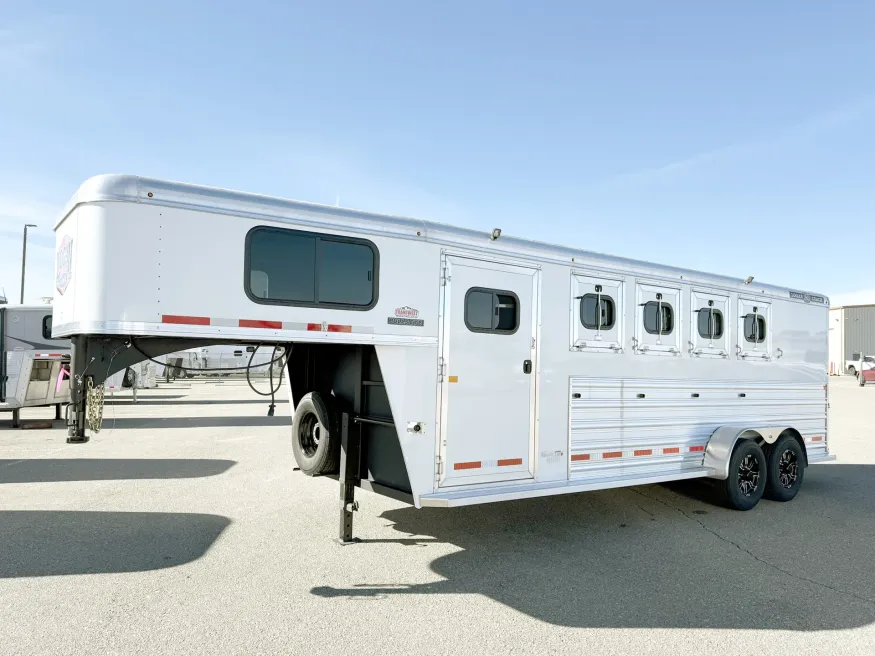 2025 Logan Coach Bullseye 4HGN | Photo 14 of 15