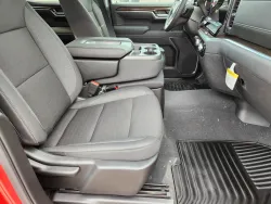 2025 GMC Sierra 1500 Elevation | Thumbnail Photo 18 of 28