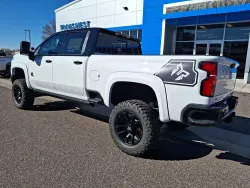 2026 Chevrolet Silverado 2500HD LTZ | Thumbnail Photo 2 of 19